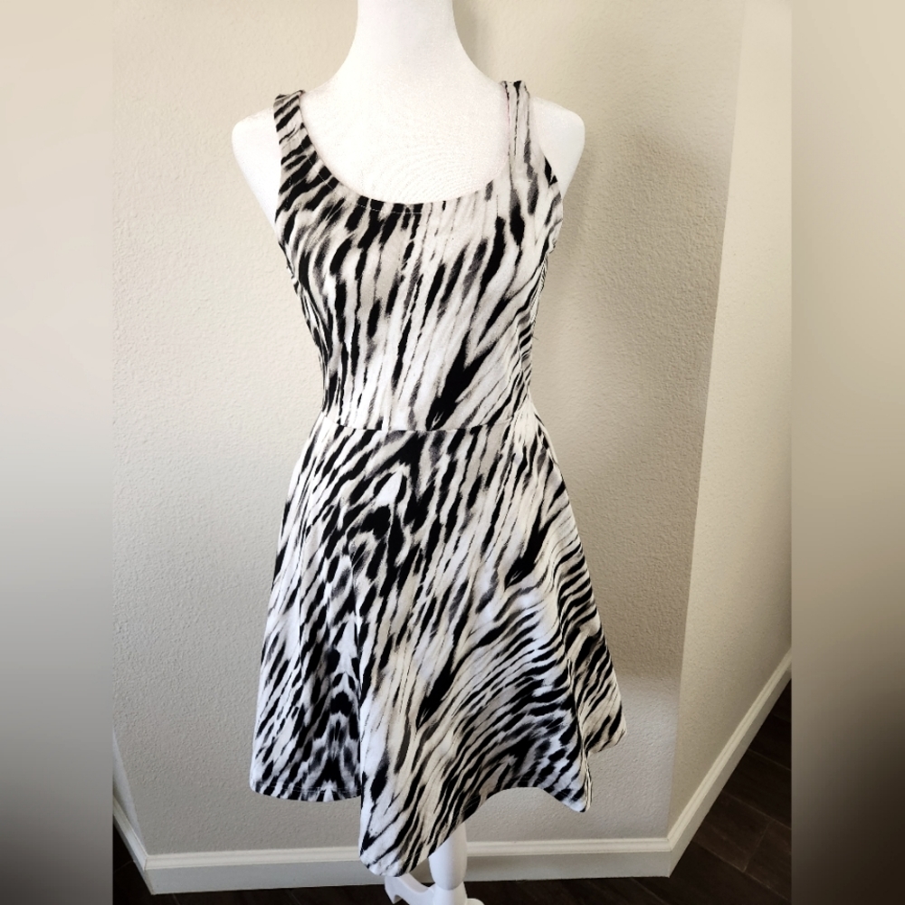 Express dress, Small, black/white. NWT